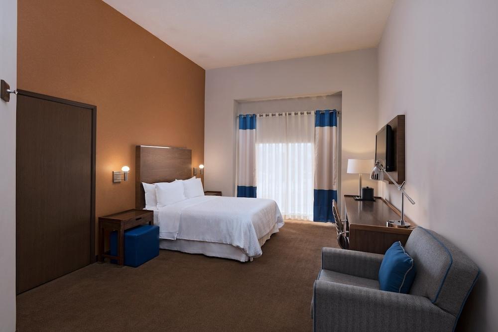 Four Points By Sheraton Galerias Monterrey Kültér fotó A typical hotel room