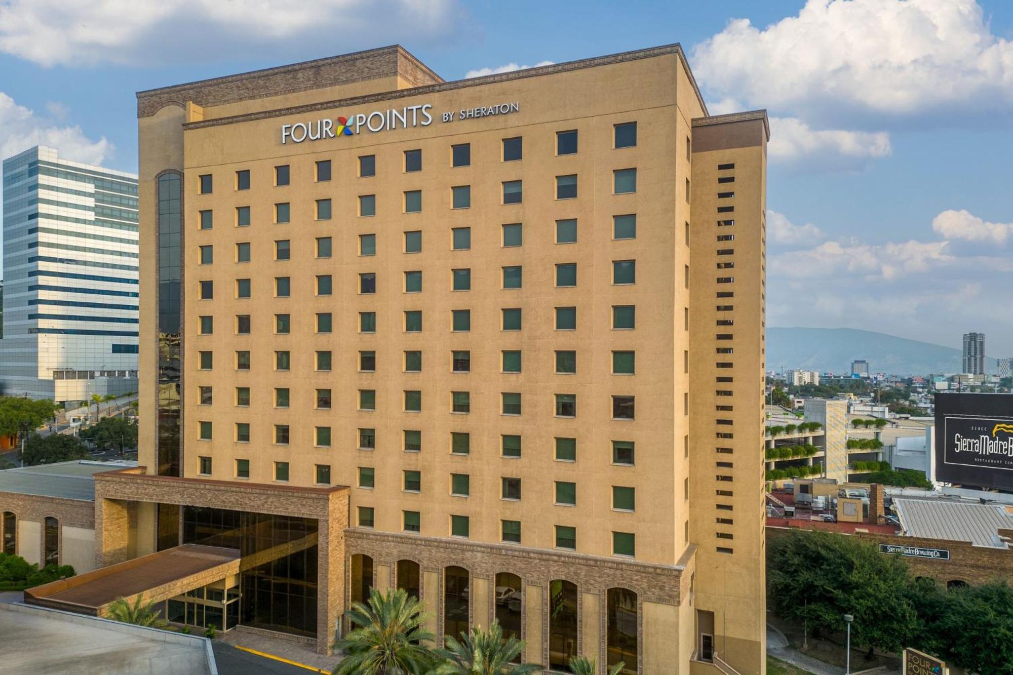 Four Points By Sheraton Galerias Monterrey Kültér fotó Four Points Sheraton San José