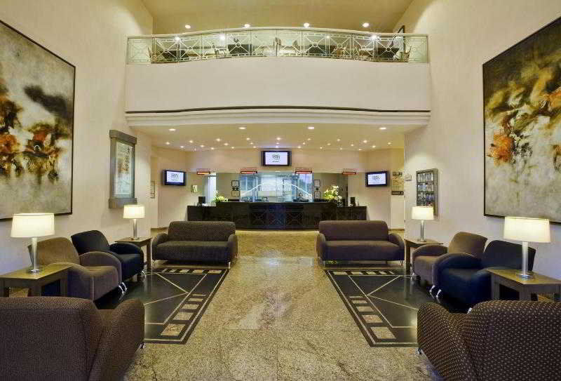 Four Points By Sheraton Galerias Monterrey Kültér fotó Lobby